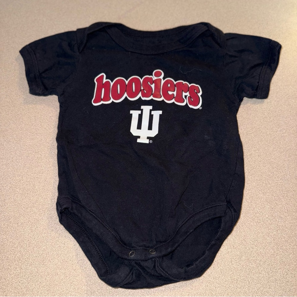 Pro edge boys size 3-6 months short sleeve onesie IU Indiana Hoosiers black red
